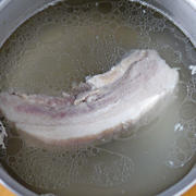 塩豚バラ肉のゆで豚